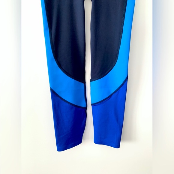 ❗️CLEAROUT❗️NWT GAP FIT GFAST SCULPT compression high rise 7/8 length LEGGINGS - Picture 4 of 8